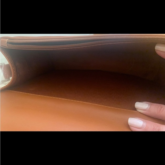 NWOT Womens Juniors Almond Luggage Handbag Crossbody Medium Purse Shoulder Bag - Picture 8 of 11